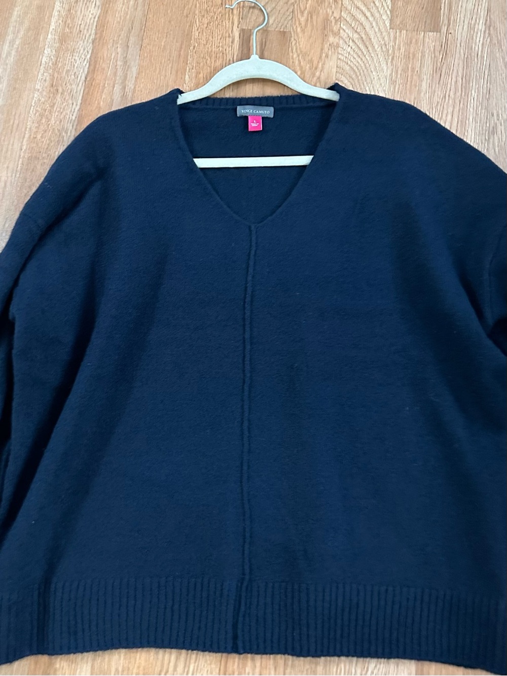 Vince Camuto Dark Navy V-Neck Center Seam Sweater